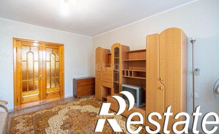 2-комн квартира улица Александра Маринеско, 5,  д. 5