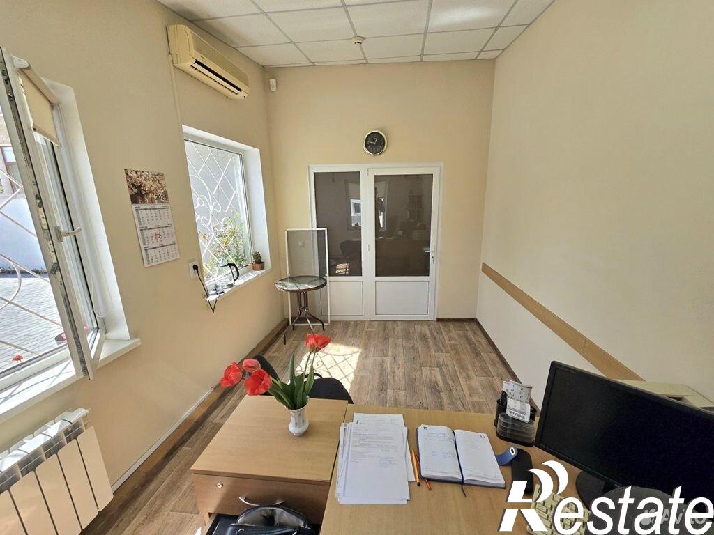 Сдать офис, помещение под офис за 11 999 рублей на Керченская улица, 61