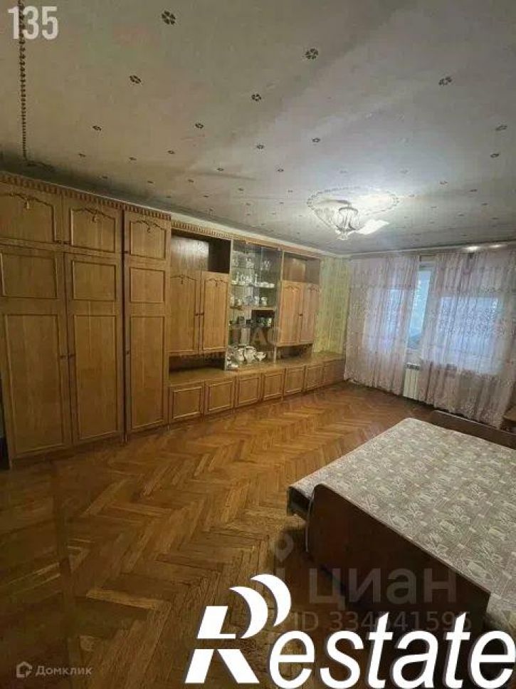2-комн квартира улица Сурикова Василия, 2,  д. 2