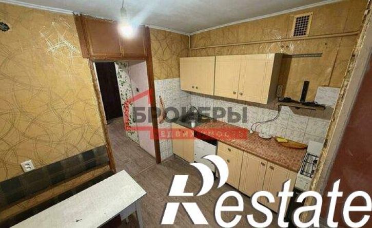 2-комн квартира улица Челнокова, 33,  д. 33