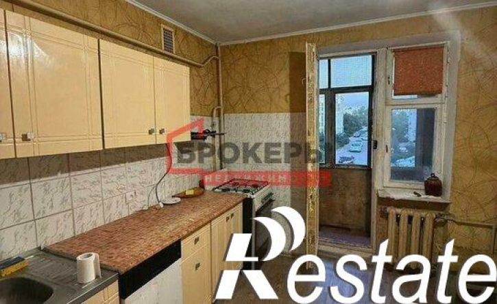 2-комн квартира улица Челнокова, 33,  д. 33