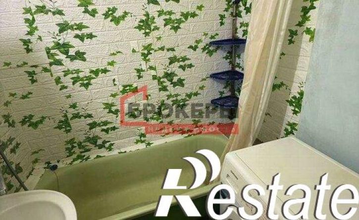 2-комн квартира улица Челнокова, 33,  д. 33
