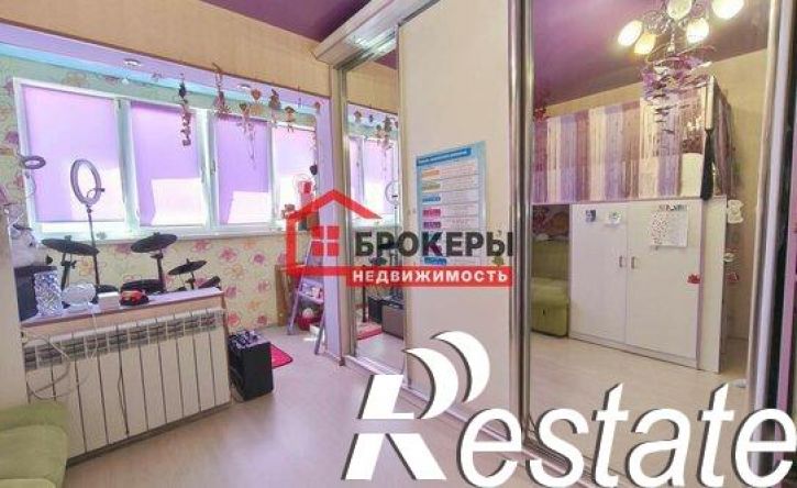 3-комн квартира проспект Октябрьской Революции, 40,  д. 40