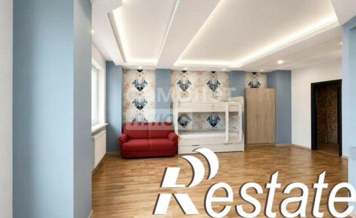 3-комн квартира Маячная улица, 50,  д. 50