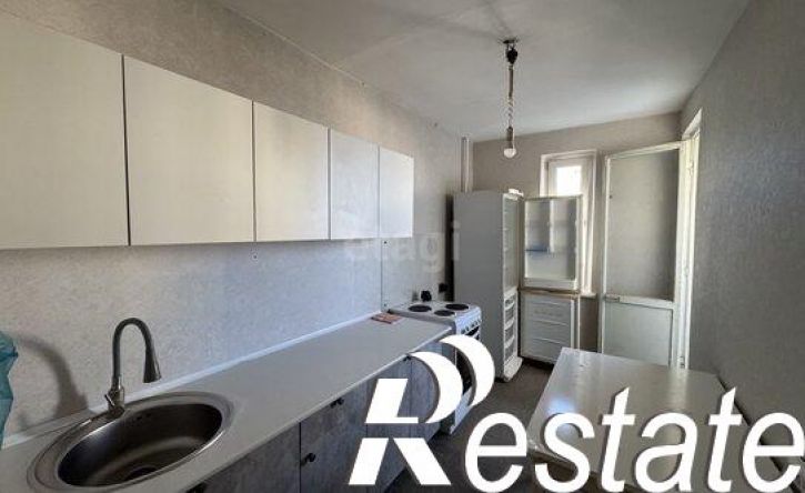 3-комн квартира улица Меньшикова, 84,  д. 84