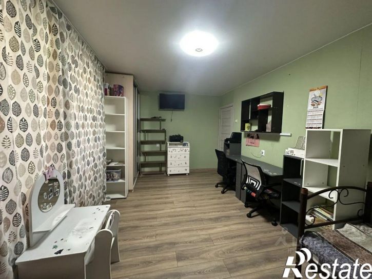 2-комн квартира улица Нахимова, 14,  д. 14