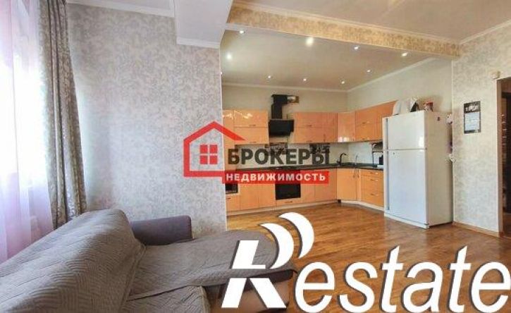 3-комн квартира Античный проспект, 52,  д. 52