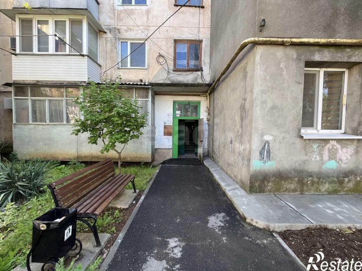 3-комн квартира Россия, улица Гайнутдинова