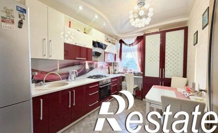 2-комн квартира улица Колобова, 21Г,  д. 21Г