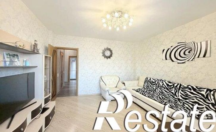2-комн квартира улица Колобова, 21Г,  д. 21Г