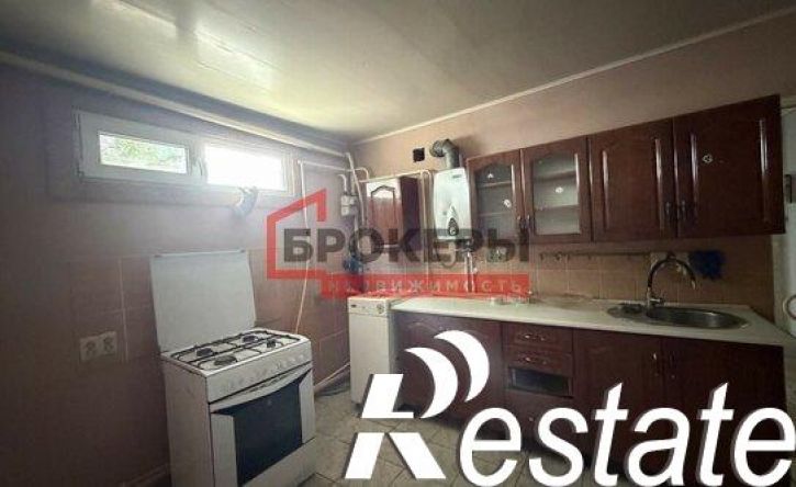 5-комн квартира улица Парижской коммуны, 14,  д. 14
