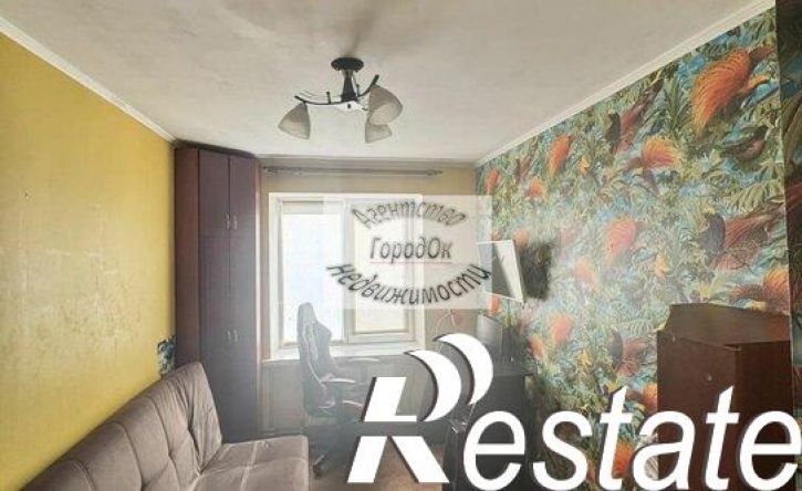 3-комн квартира Строительная улица, 14,  д. 14