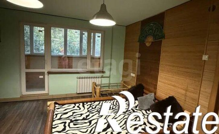 4-комн квартира улица Громова, 62,  д. 62