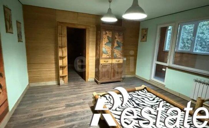4-комн квартира улица Громова, 62,  д. 62