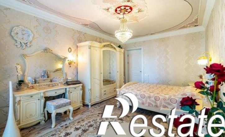 3-комн квартира улица Адмирала Макарова, 7,  д. 7