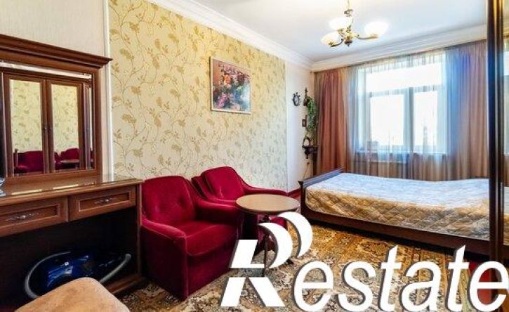3-комн квартира улица Адмирала Макарова, 7,  д. 7