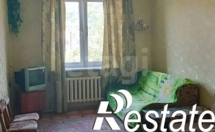 2-комн квартира улица Героев Севастополя, 12,  д. 12