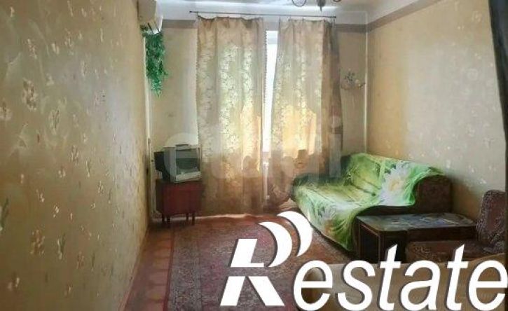 2-комн квартира улица Героев Севастополя, 12,  д. 12