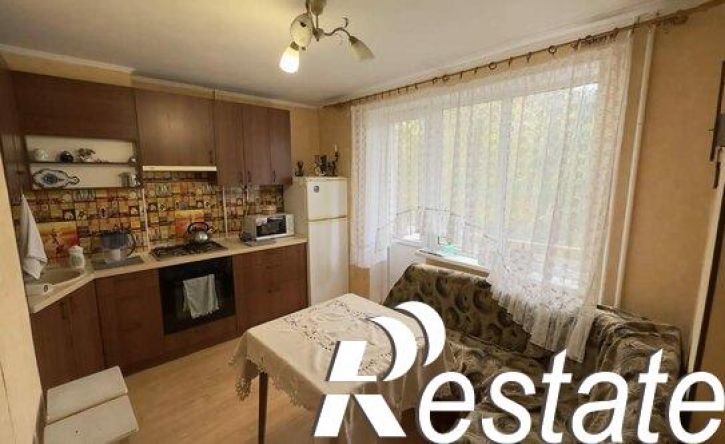 3-комн квартира проспект Победы, 35,  д. 35