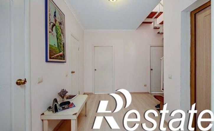 3-комн квартира Античный проспект, 4,  д. 4
