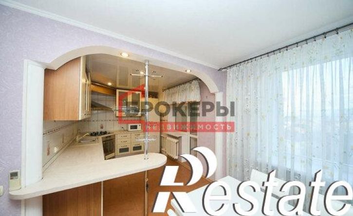 4-комн квартира улица Ефремова, 24Г,  д. 24Г