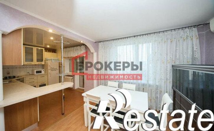 4-комн квартира улица Ефремова, 24Г,  д. 24Г