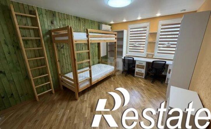 3-комн квартира улица Комбрига Потапова, 31 к2,  д. 31 к2