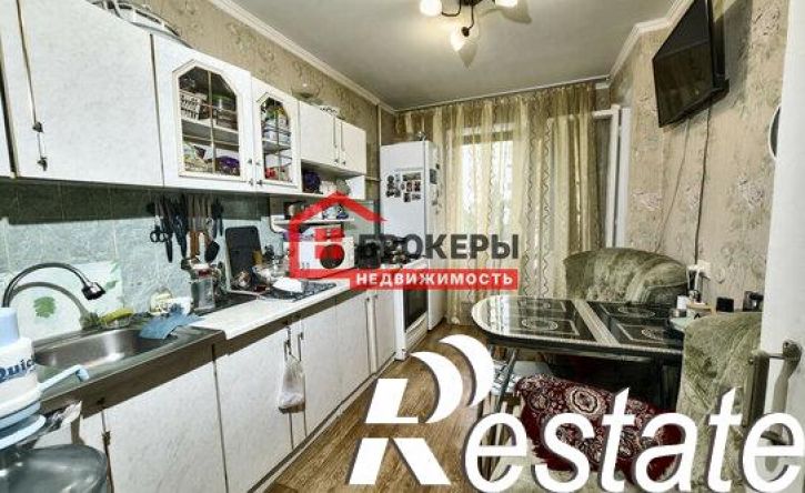 3-комн квартира проспект Генерала Острякова, 141В,  д. 141В