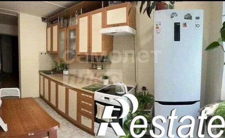 4-комн квартира улица Громова, 62,  д. 62