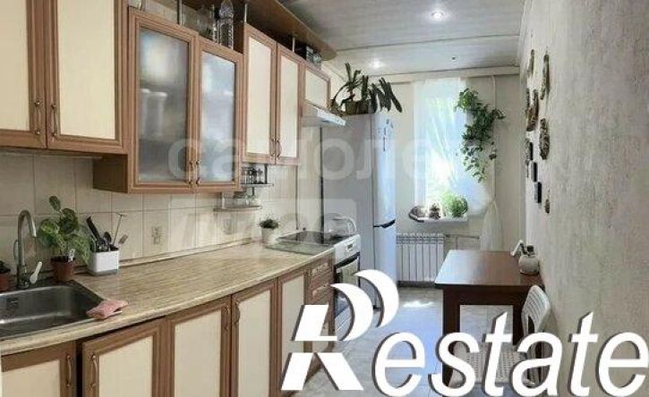 4-комн квартира улица Громова, 62,  д. 62