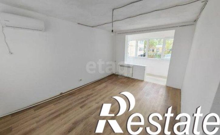 2-комн квартира 1-й микрорайон, 34,  д. 34