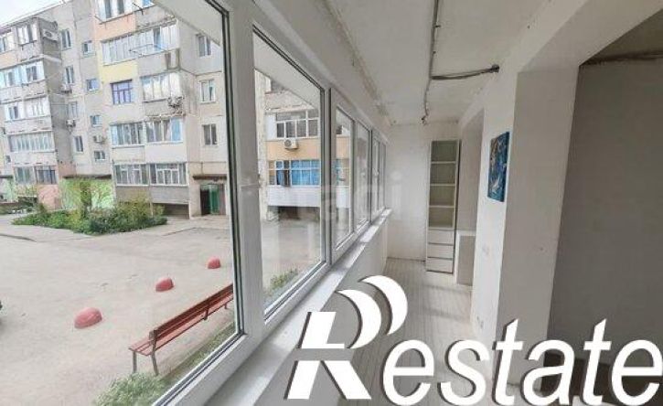 2-комн квартира 1-й микрорайон, 34,  д. 34