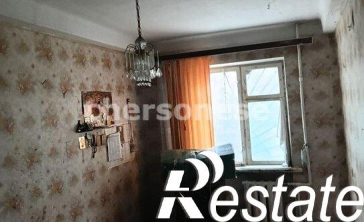 3-комн квартира проспект Победы, 18,  д. 18