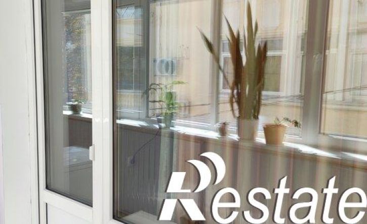 4-комн квартира проспект Октябрьской Революции, 57,  д. 57