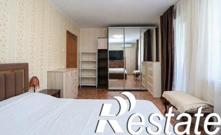 3-комн квартира улица Астана Кесаева, 8/5,  д. 8/5