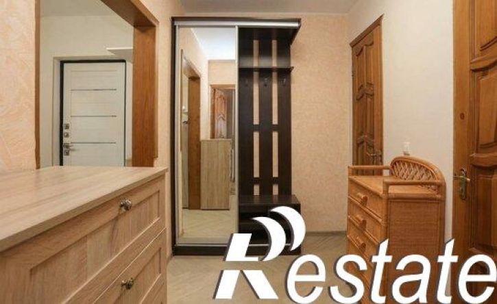 3-комн квартира улица Астана Кесаева, 8/5,  д. 8/5