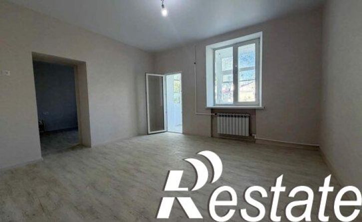 3-комн квартира улица Адмирала Макарова, 19,  д. 19