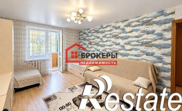 3-комн квартира улица Ефремова, 24Г,  д. 24Г