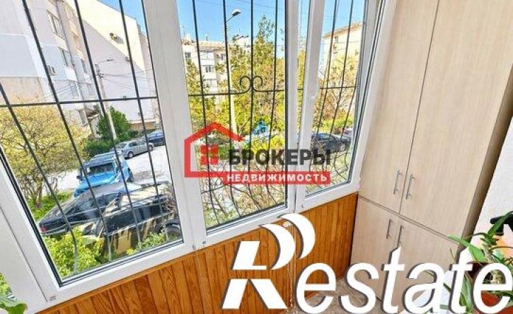 3-комн квартира улица Ефремова, 24Г,  д. 24Г