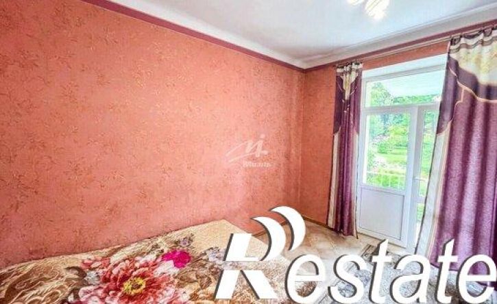 2-комн квартира улица Героев Севастополя, 12,  д. 12