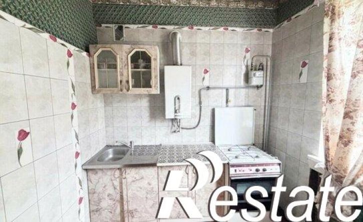 2-комн квартира улица Героев Севастополя, 12,  д. 12