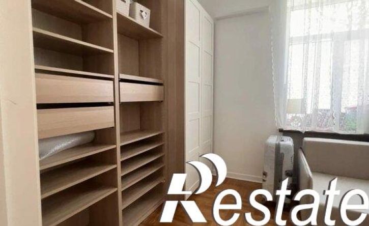 3-комн квартира спуск Шестакова, 1,  д. 1