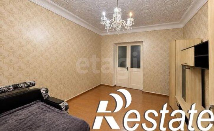 3-комн квартира Чехова вулиця, 1,  д. 1