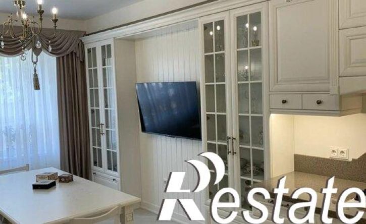 3-комн квартира улица Адмирала Фадеева, 46Бк1,  д. 46Бк1